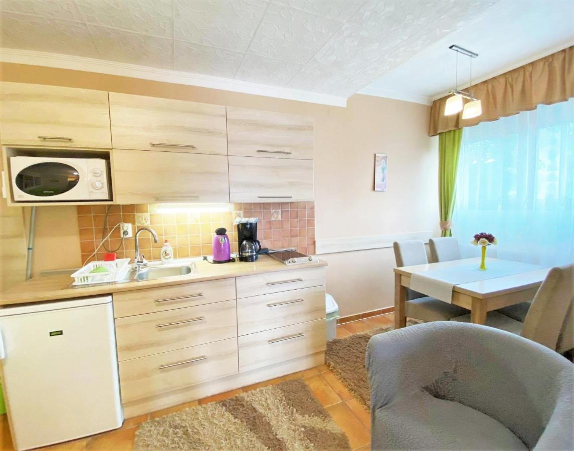 Apartman Siesta Buek - Buekfuerdo Екстер'єр фото