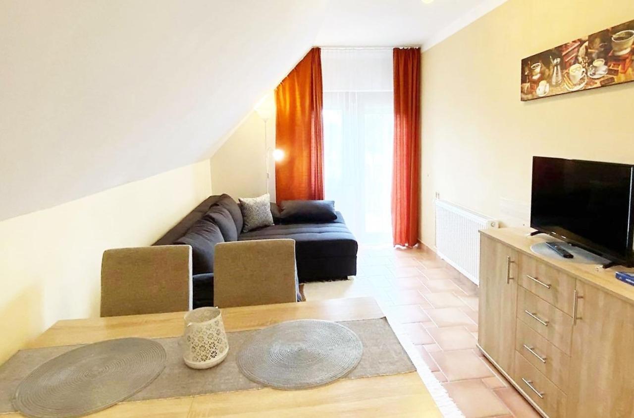 Apartman Siesta Buek - Buekfuerdo Екстер'єр фото