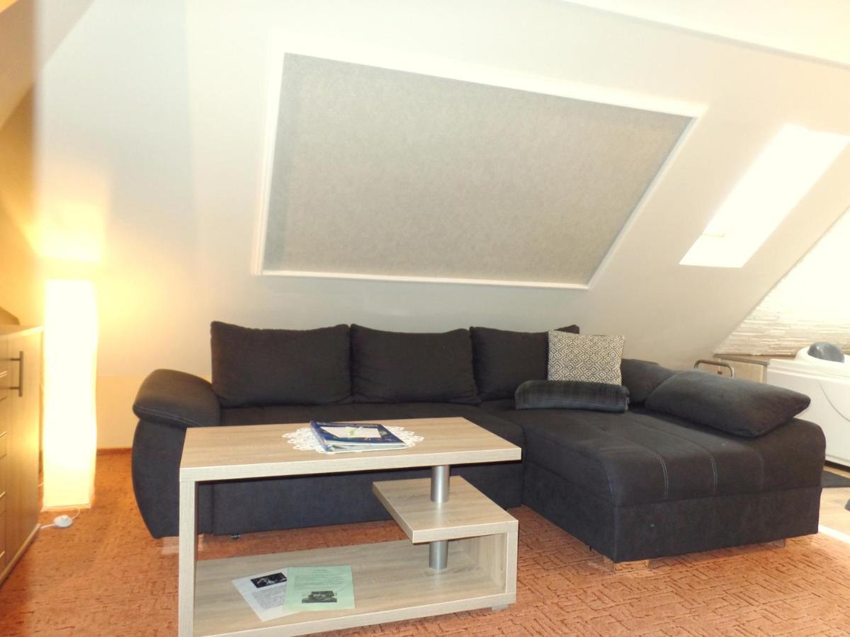 Apartman Siesta Buek - Buekfuerdo Екстер'єр фото