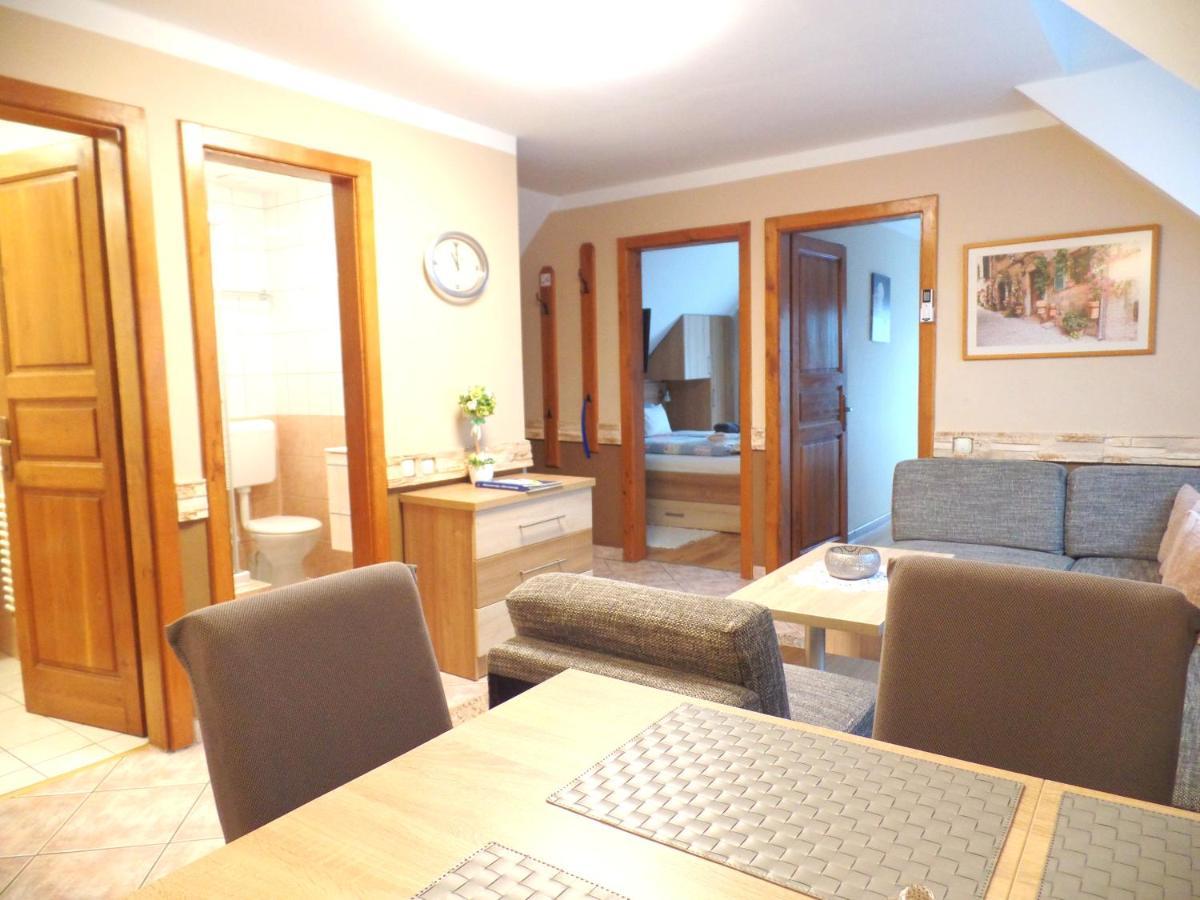 Apartman Siesta Buek - Buekfuerdo Екстер'єр фото
