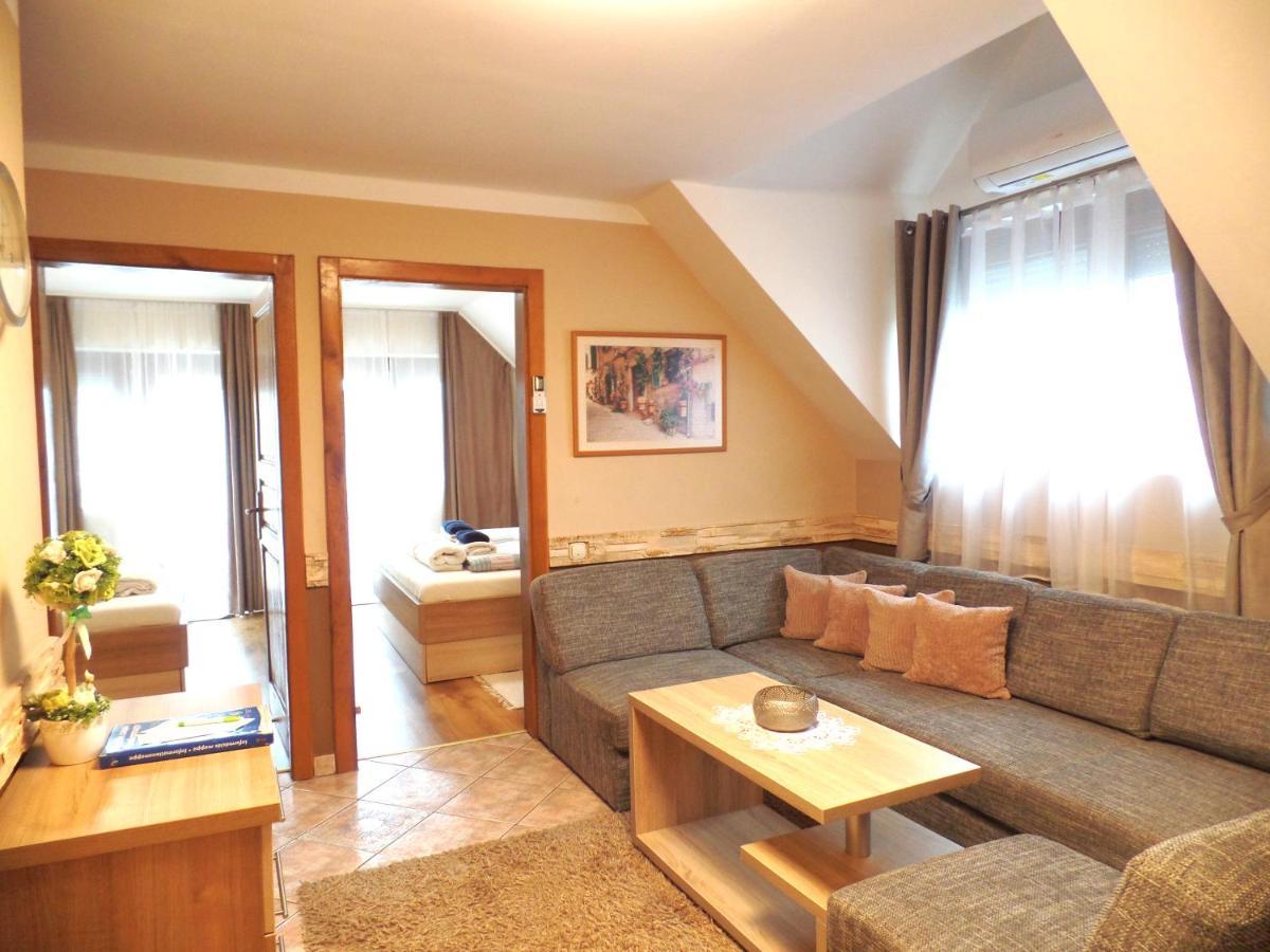 Apartman Siesta Buek - Buekfuerdo Екстер'єр фото