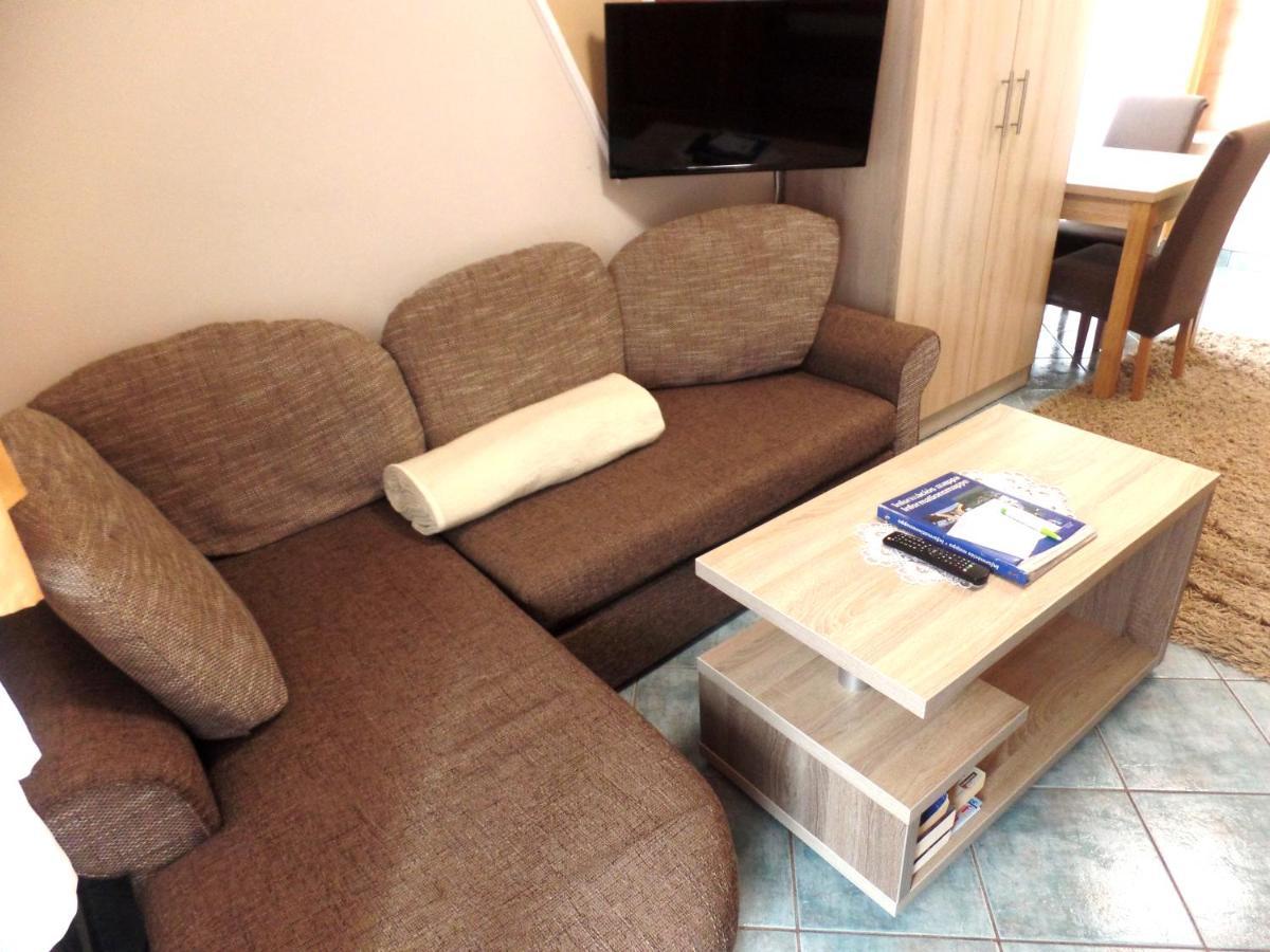 Apartman Siesta Buek - Buekfuerdo Екстер'єр фото