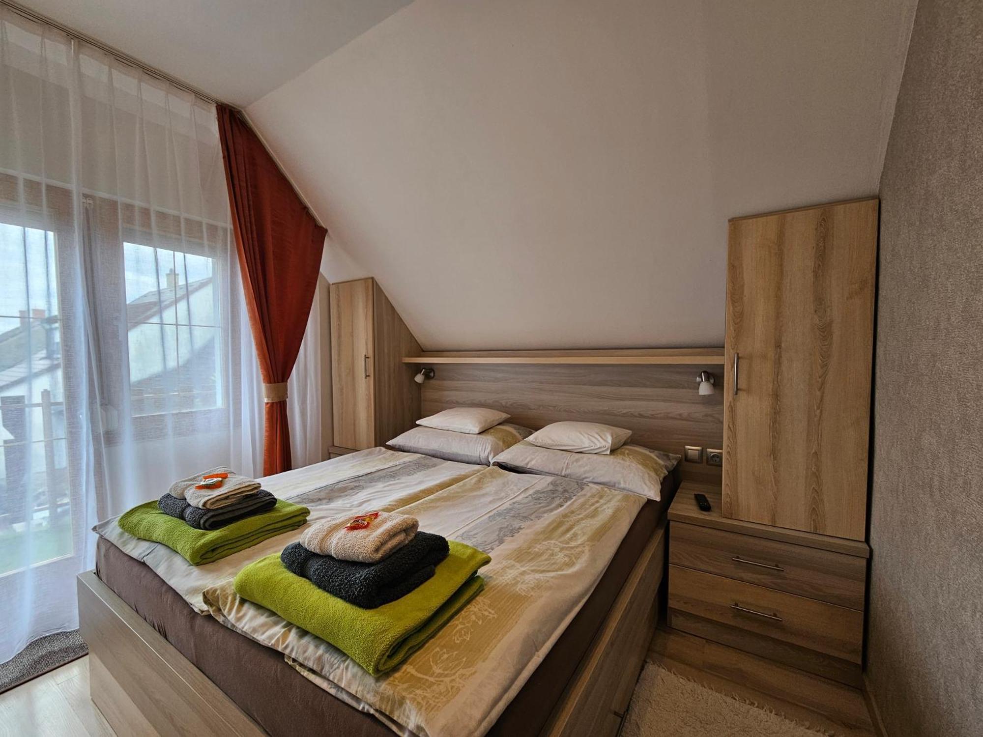 Apartman Siesta Buek - Buekfuerdo Екстер'єр фото