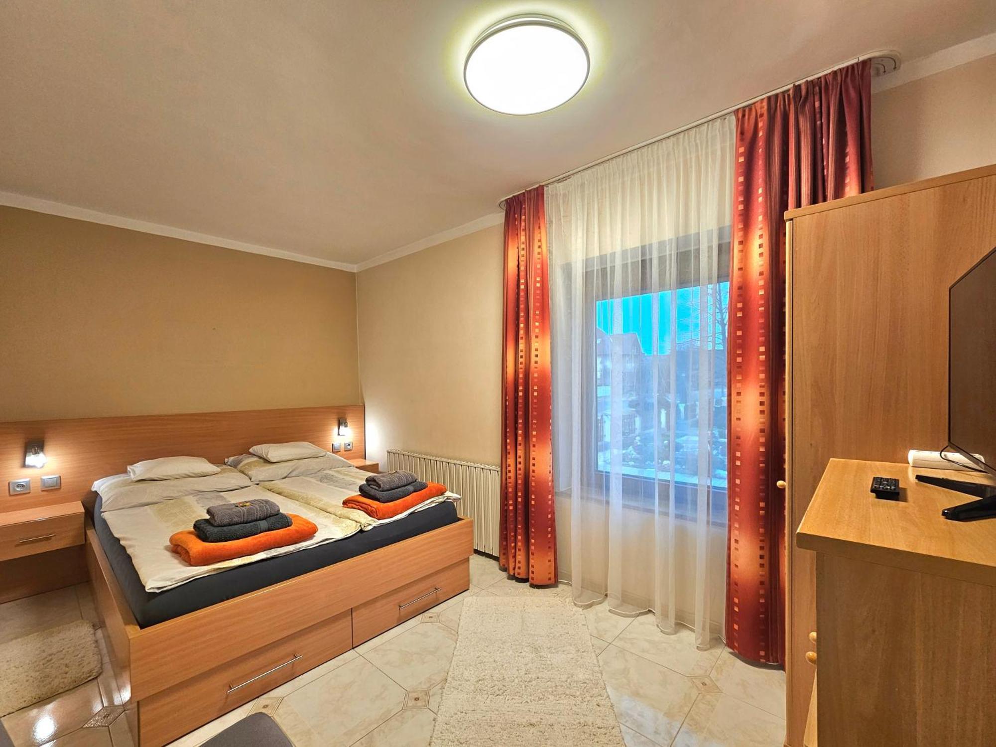 Apartman Siesta Buek - Buekfuerdo Екстер'єр фото