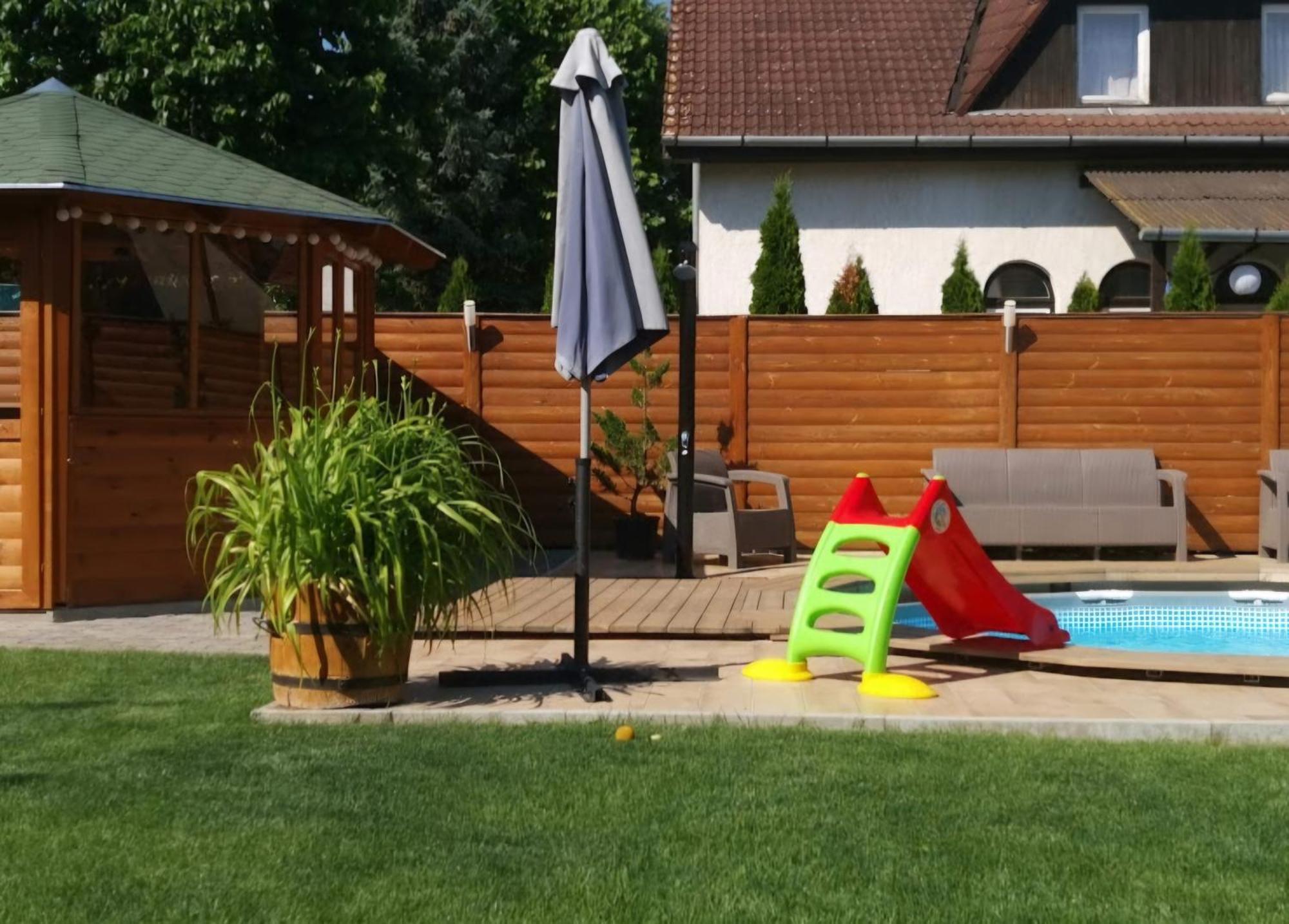 Apartman Siesta Buek - Buekfuerdo Екстер'єр фото