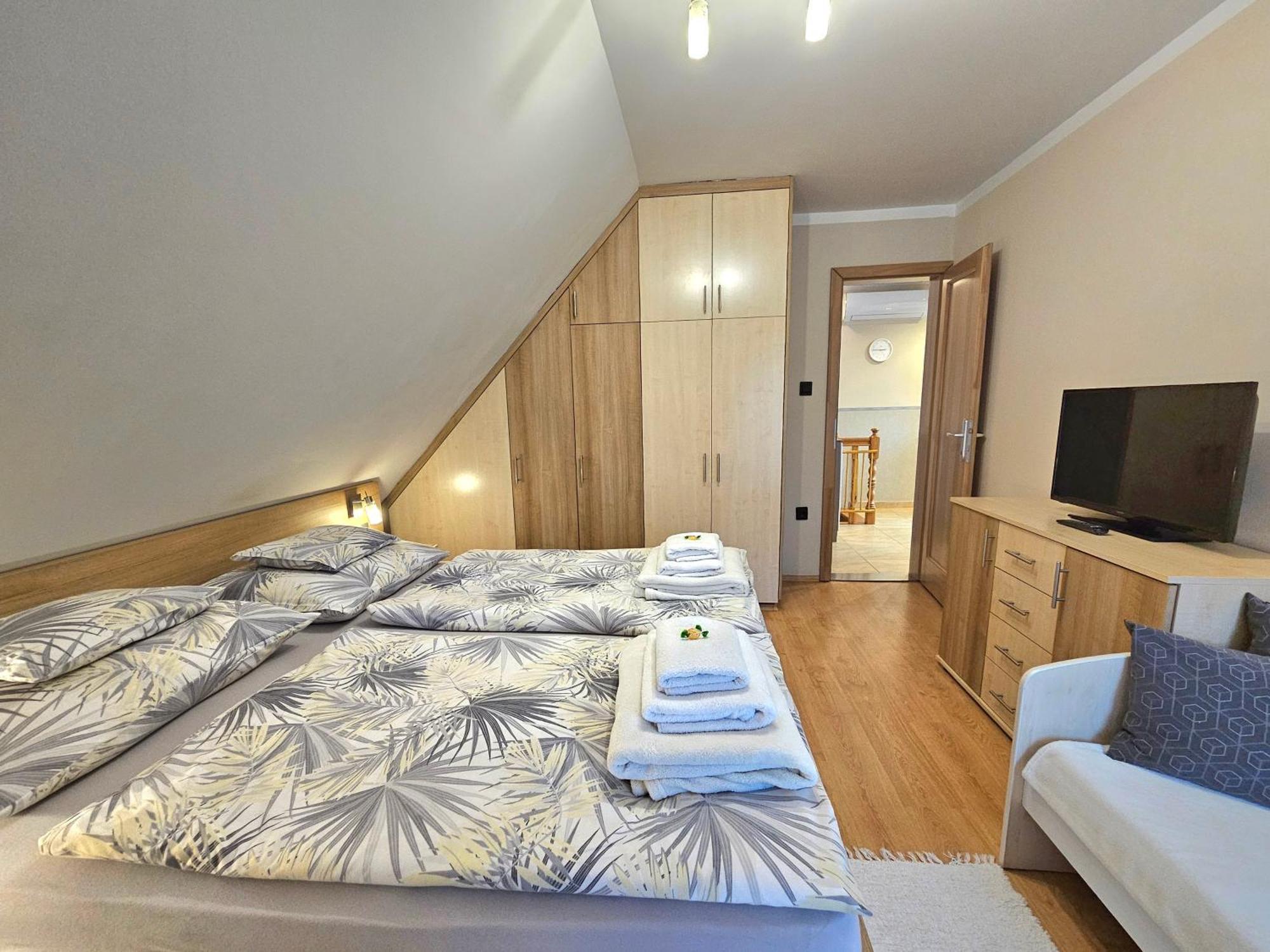 Apartman Siesta Buek - Buekfuerdo Екстер'єр фото