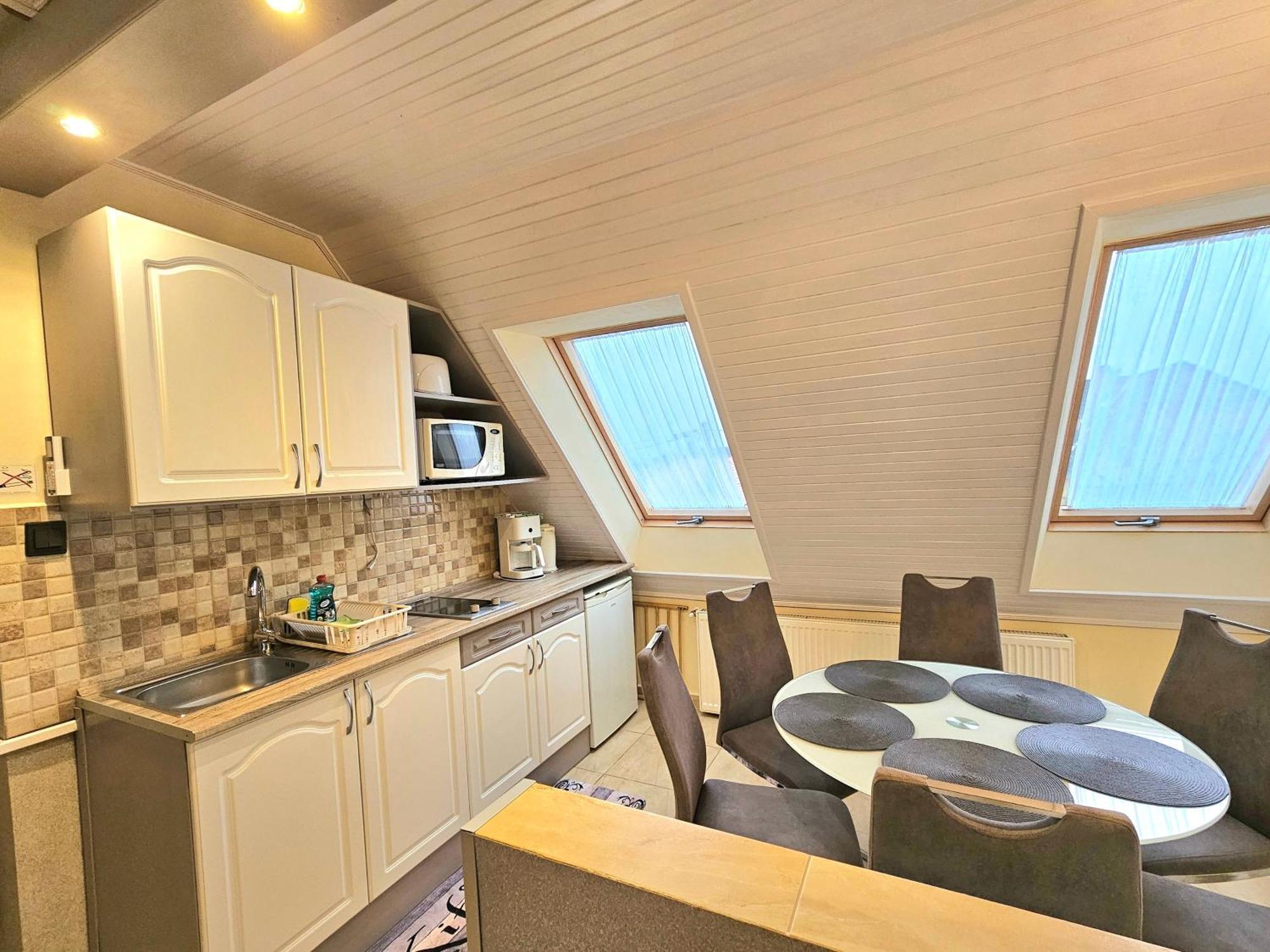 Apartman Siesta Buek - Buekfuerdo Екстер'єр фото