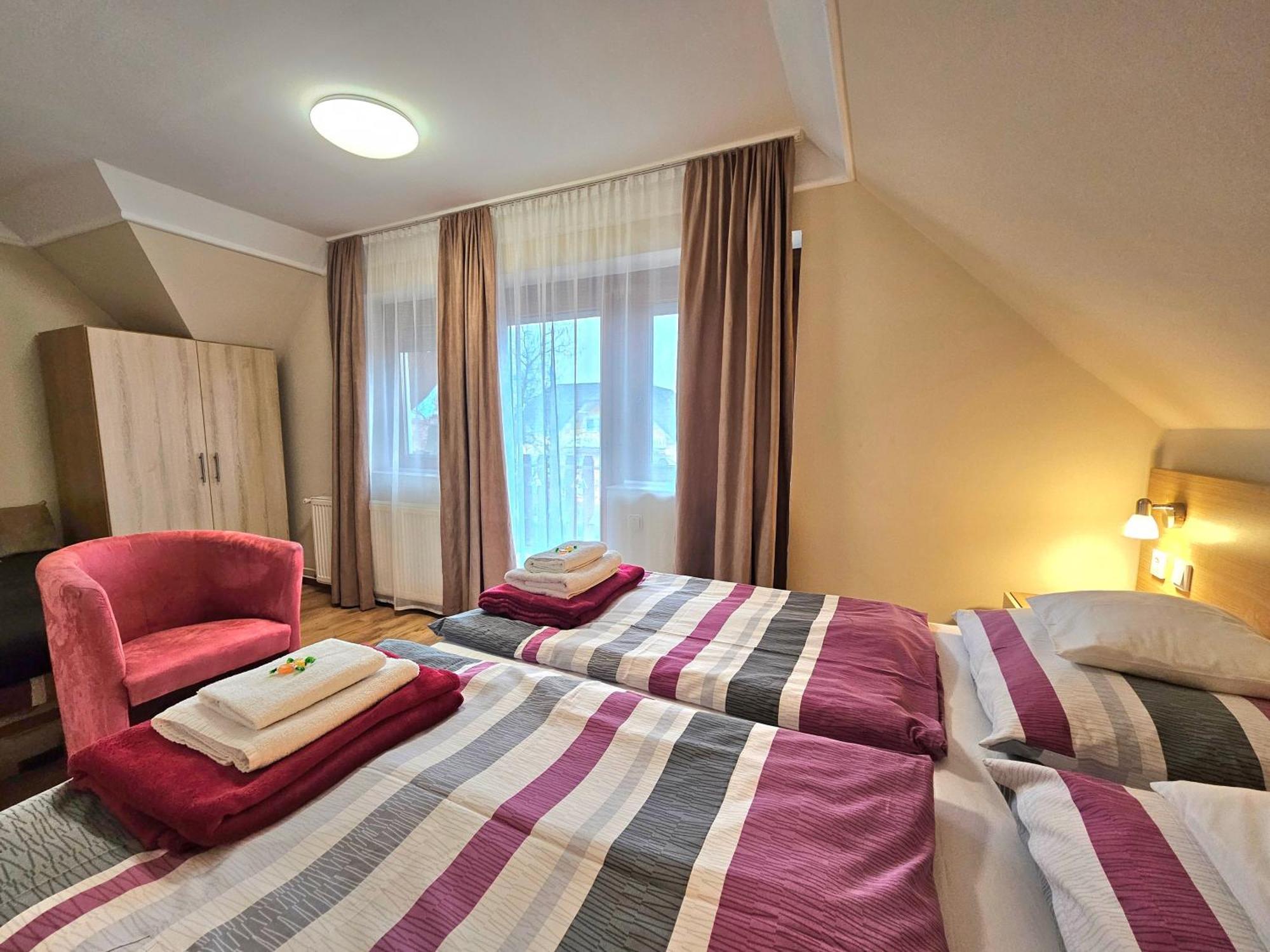 Apartman Siesta Buek - Buekfuerdo Екстер'єр фото